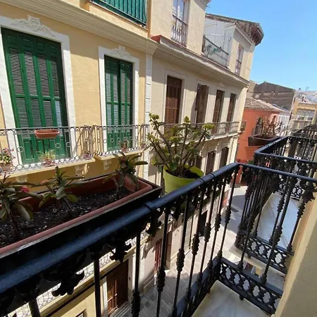Alma De 2br With Art History & Comfort In The Heart Of The *