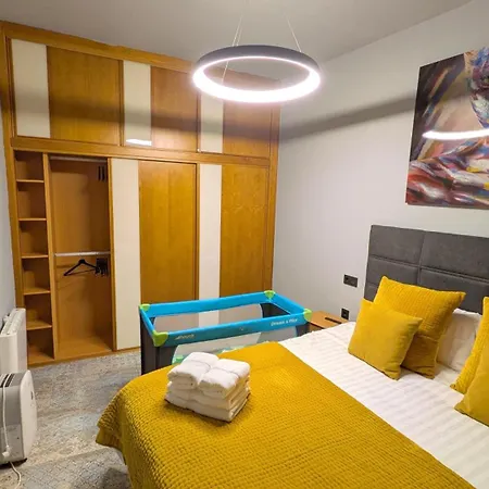Alma De 2br With Art History & Comfort In The Heart Of The * Малага