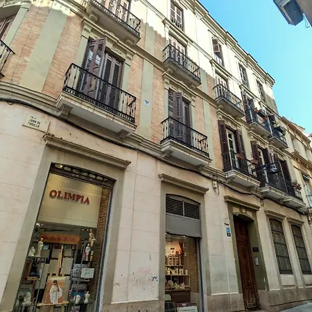 Alma De 2br With Art History & Comfort In The Heart Of The * Малага